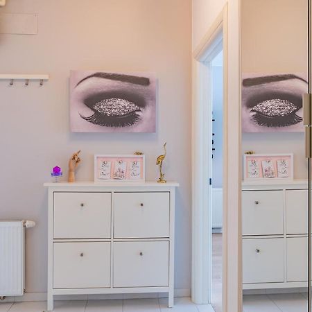 Flexible Selfcheckins 23 - Zagreb - Garage - Electric Vehicle Ccharger - Loggia - New - Luxury Apartamento Exterior foto